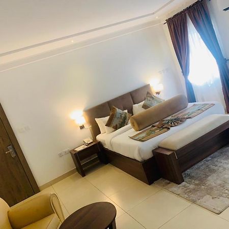 Swiss Pearl Continental Suite Wupa Exterior photo