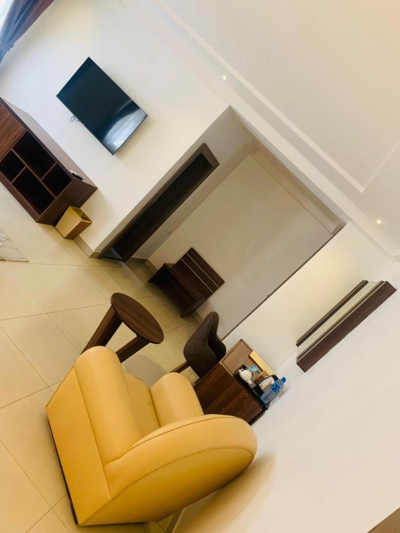 Swiss Pearl Continental Suite Wupa Exterior photo