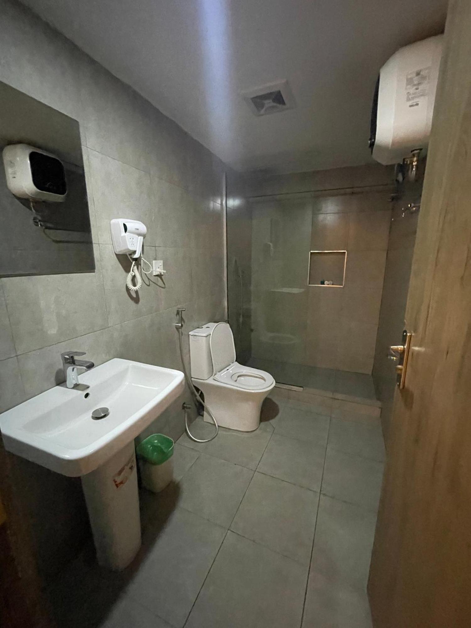 Swiss Pearl Continental Suite Wupa Exterior photo